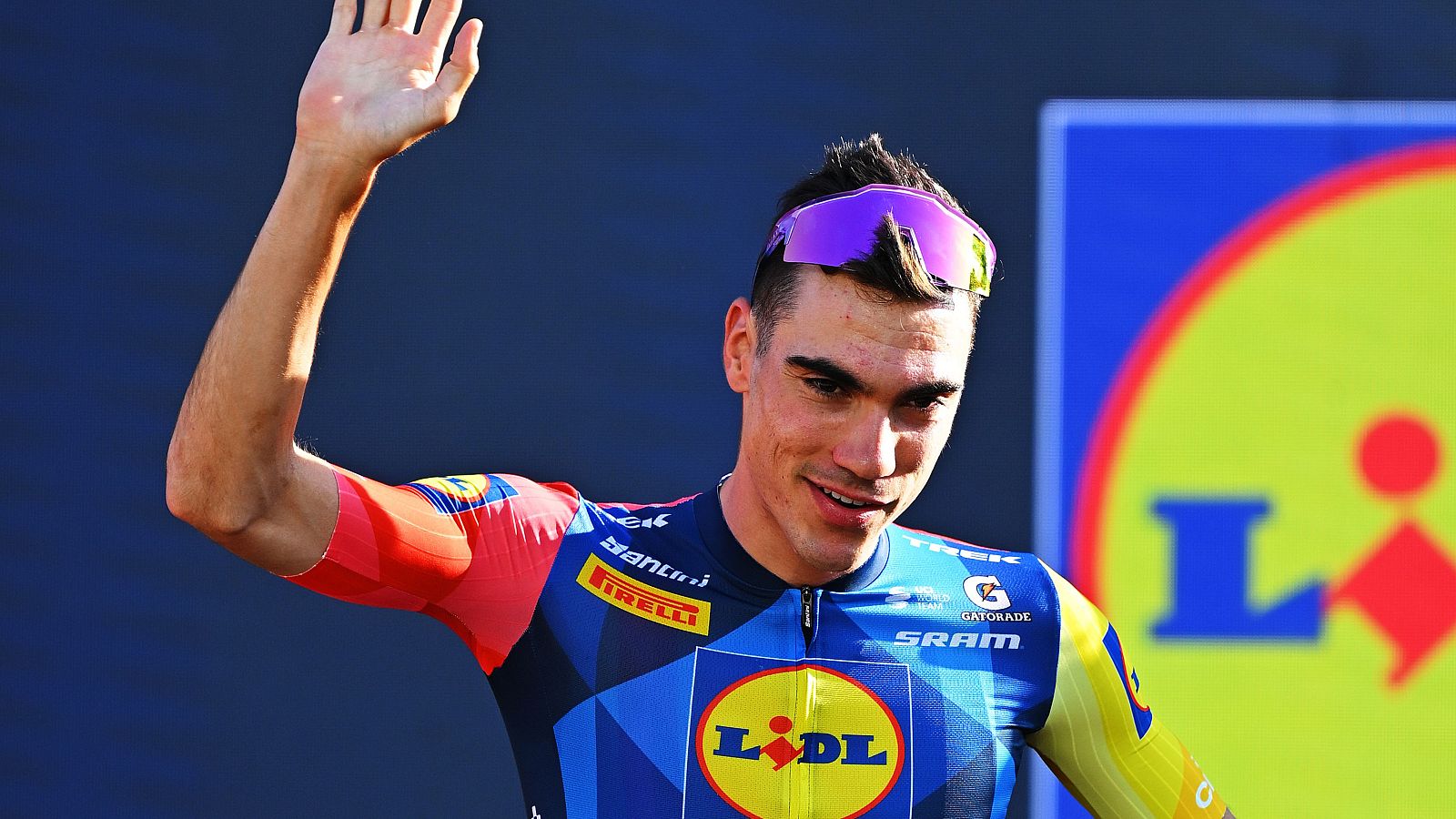 Juan Ayuso, en la presentación de equipos del Tour de Francia 2026 en Barcelona