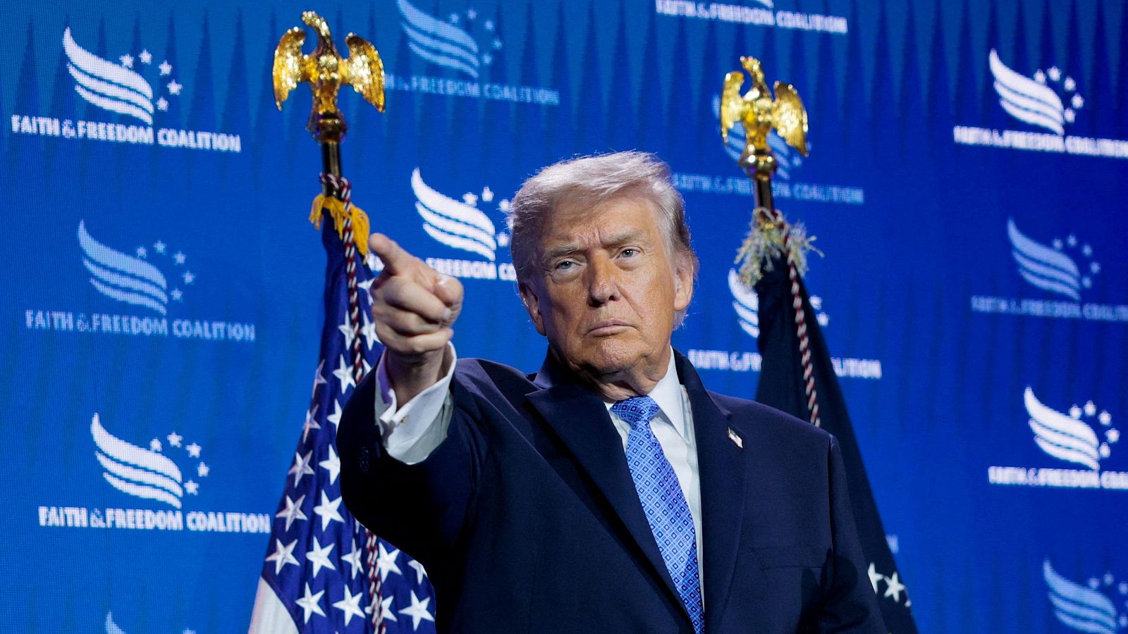 Trump anuncia que el Partido Republicano celebrará la convención nacional por primera vez a medio mandato