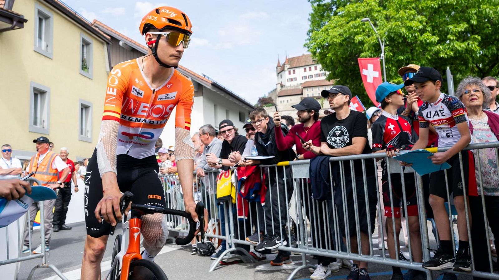 El ciclista español Carlos Rodríguez cae de la lista de INEOS para el Tour 2026