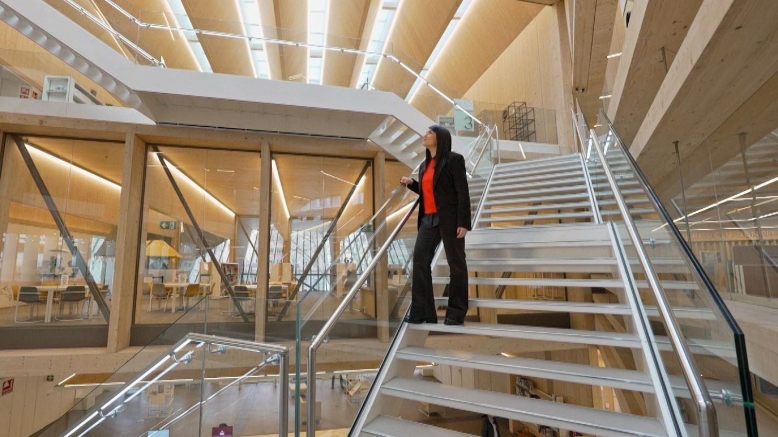 Barcelona vista des de les biblioteques: així van transformar els barris de El Carmel i Sant Martí