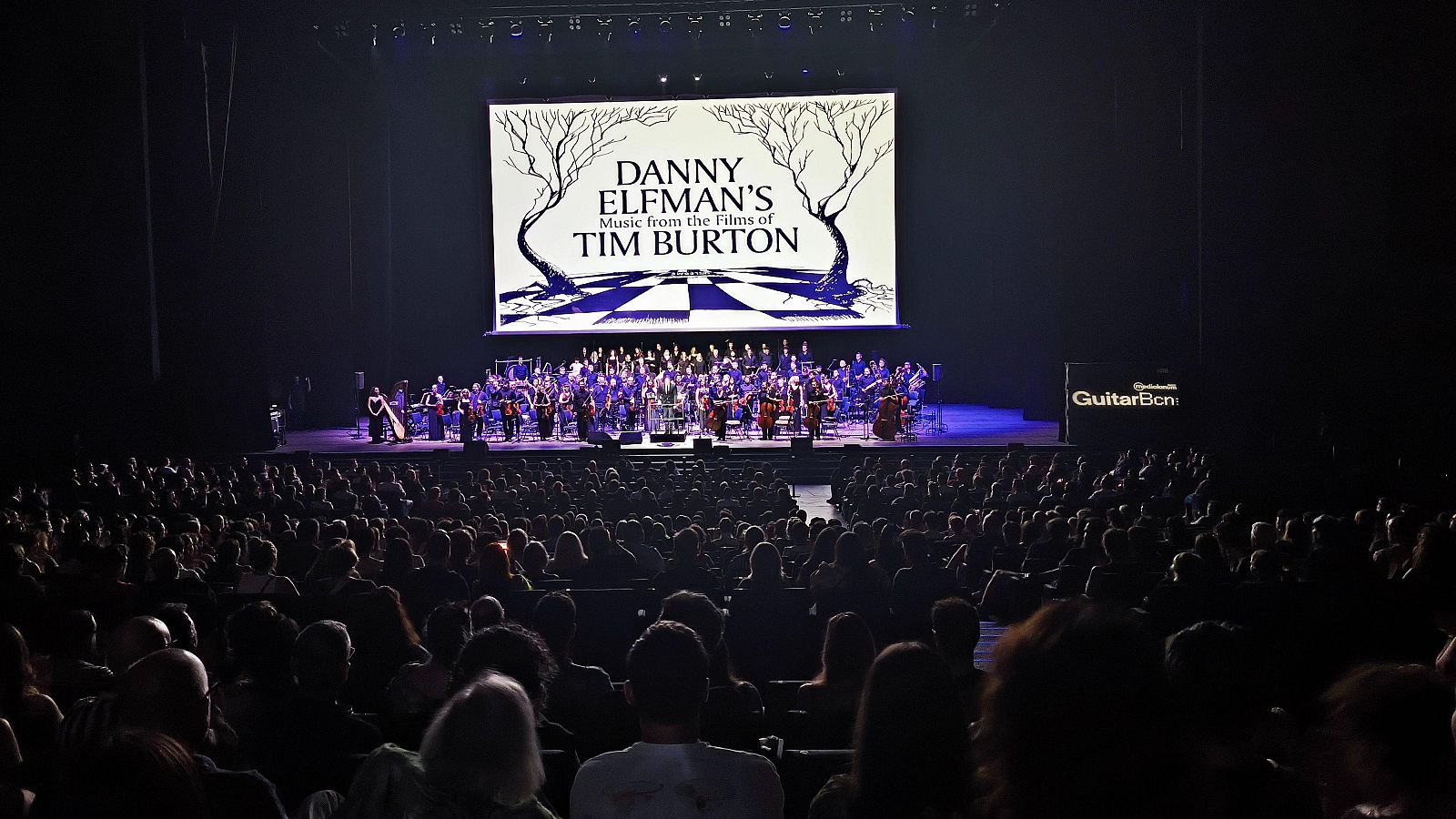Concierto de la Orquesta y Coro de RTVE en Barcelona, presentando "DANNY ELFMAN'S Music from the Films of TIM BURTON", con "GuitarBcn" presente.
