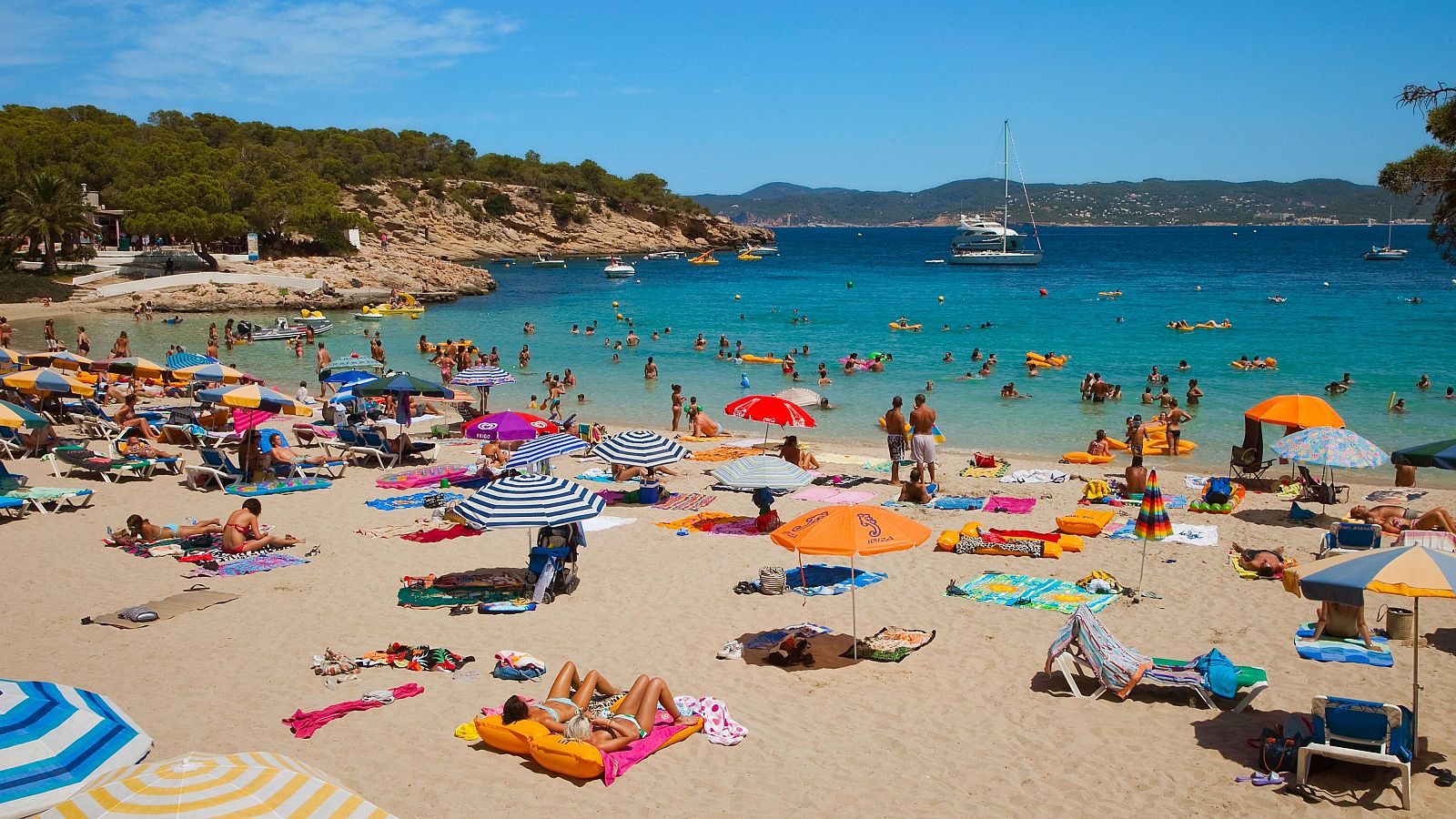 Playa de Ibiza en Islas Baleares