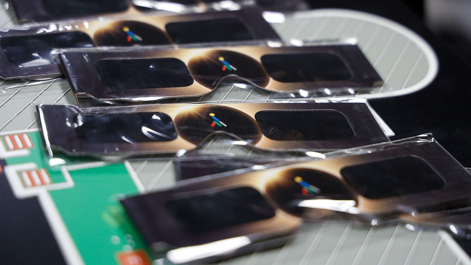 Gafas gratis para el eclipse solar 2026: cómo y dónde conseguirlas
