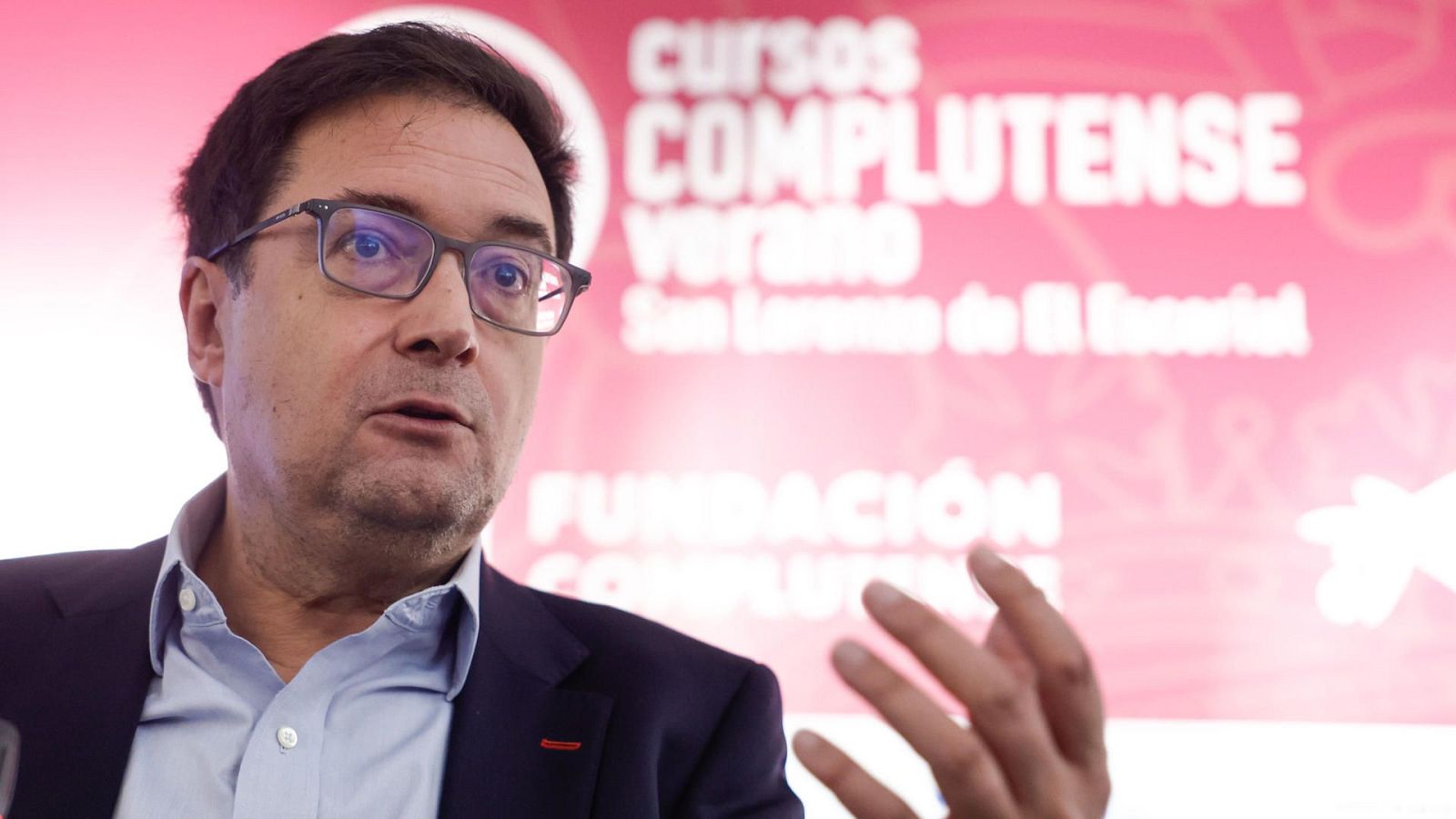Óscar López se batirá con Ayuso en las autonómicas de Madrid