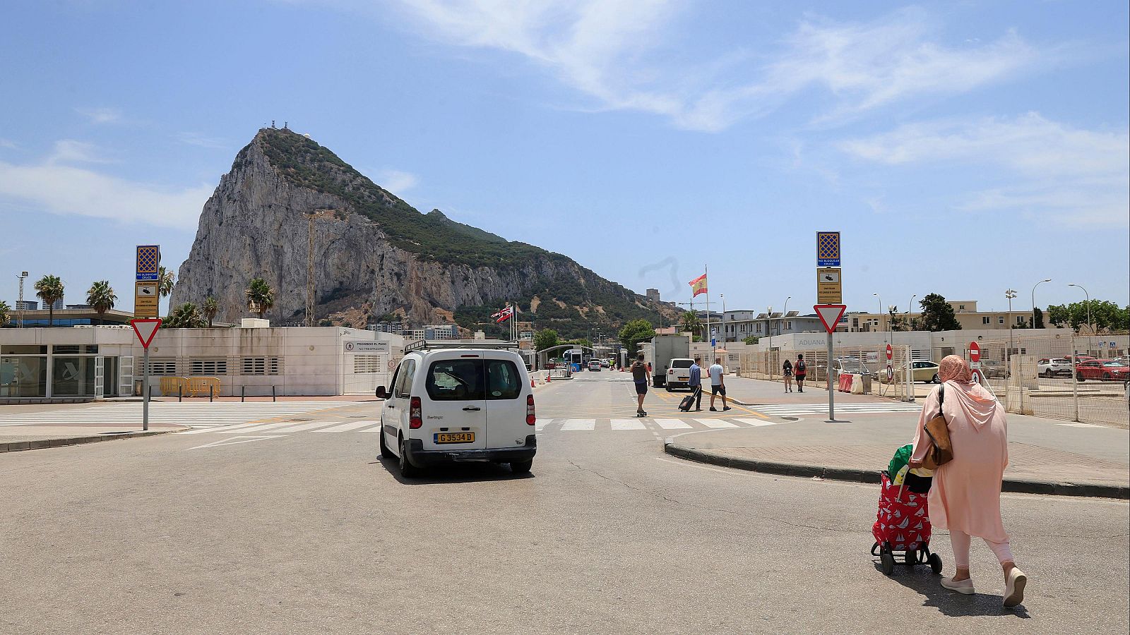 Paso fronterizo entre Gibraltar y España, conocido como "La Verja"