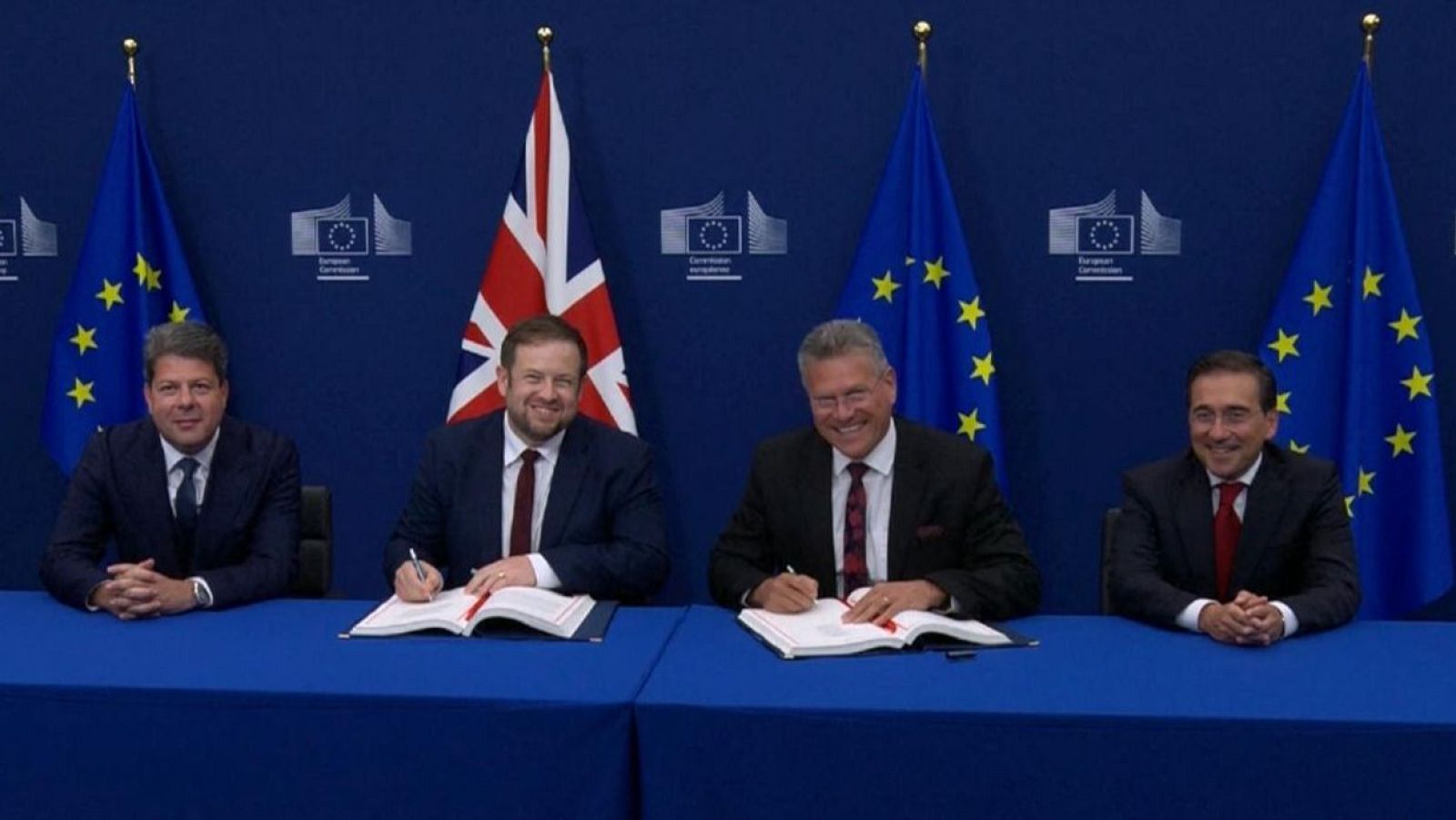 Firma del acuerdo entre la UE y Reino Unido para retirar la verja de Gibraltar