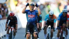 Jasper Philipsen gana la batalla infinita de la 17ª etapa del Tour 2026 con aroma de clásica