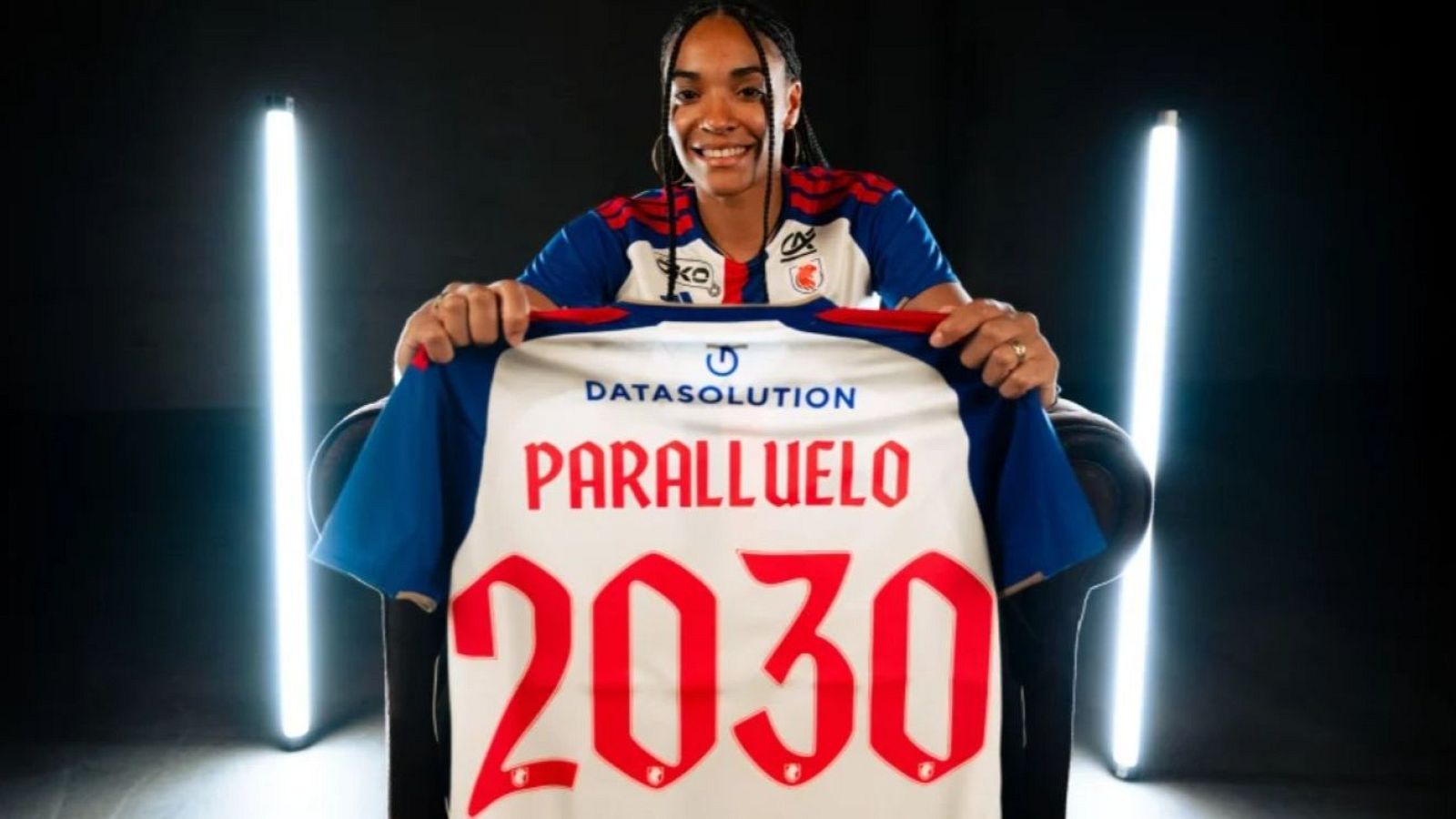 Salma Paralluelo, ex del Barça, ficha por el OL Lyonnes hasta 2030