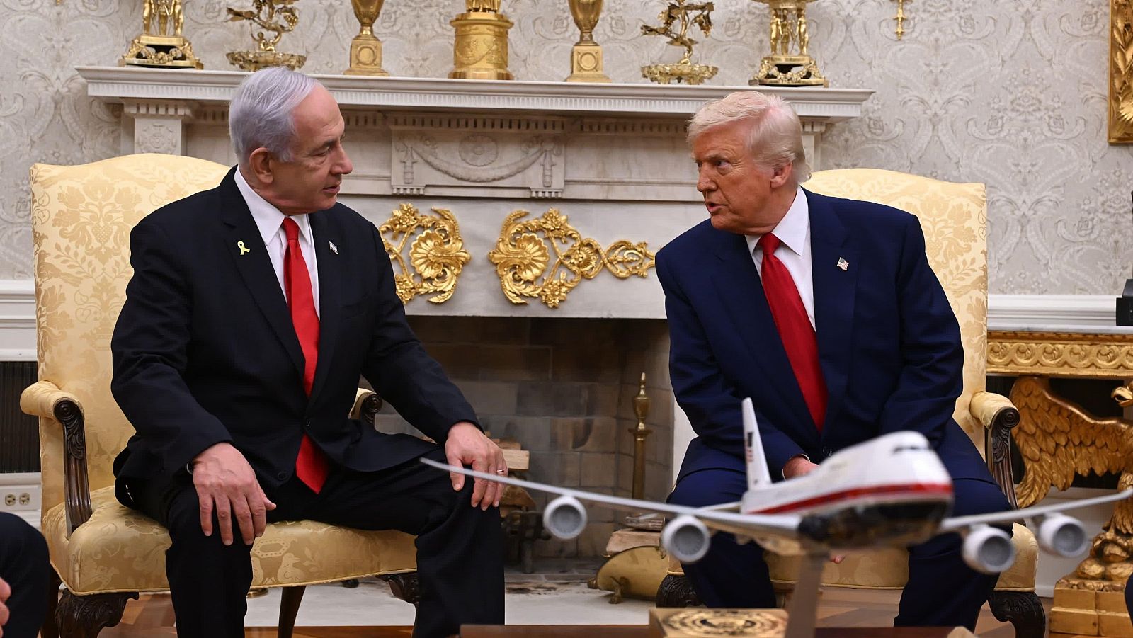 Trump se reúne con Netanyahu en la Casa Blanca por primera vez desde el inicio de la guerra en Irán