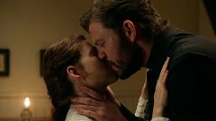 El beso de María Fernández y Samuel en 'La Promesa' que deja sin palabras a Carlo