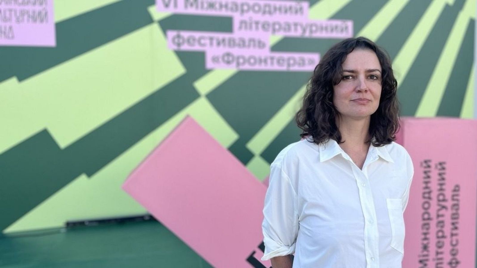 Lyuba Yakimchuk, poeta ucraniana: "La lengua rusa forma parte de la agresión"