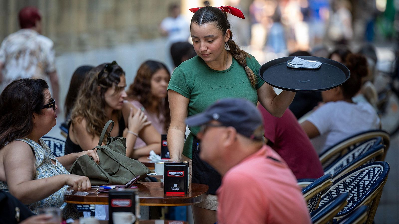El paro repunta en España en casi 20.000 personas