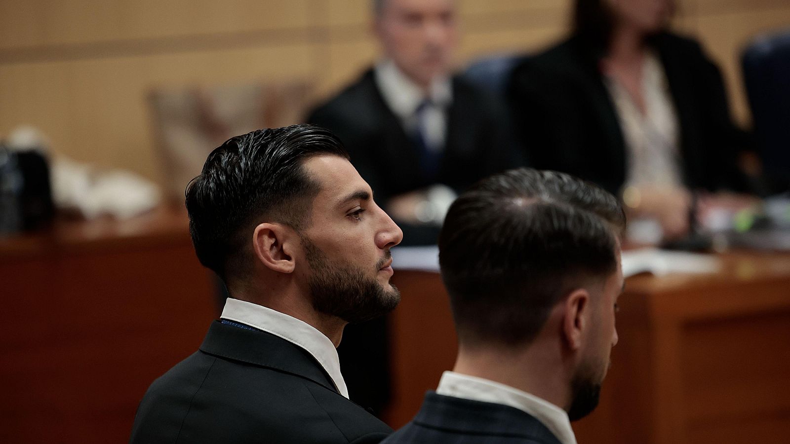 Rafa Mir, cedido al Aris tras su condena a más de ocho años de cárcel