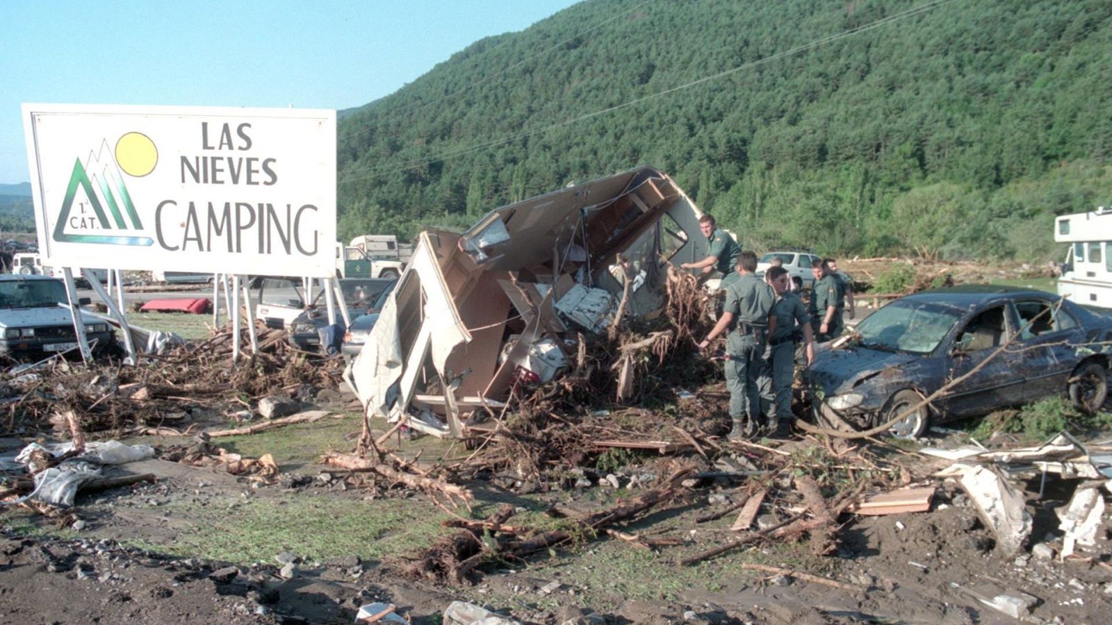 Una vista del camping Las Nieves de Biescas (Huesca), tras la tragedia registrada de 7 de agosto de 1996