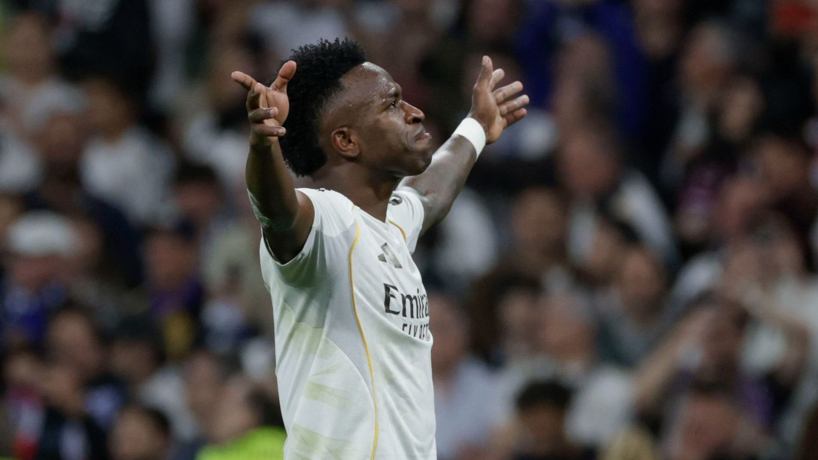 Renovación de Vinicius: firma con el Real Madrid hasta 2032