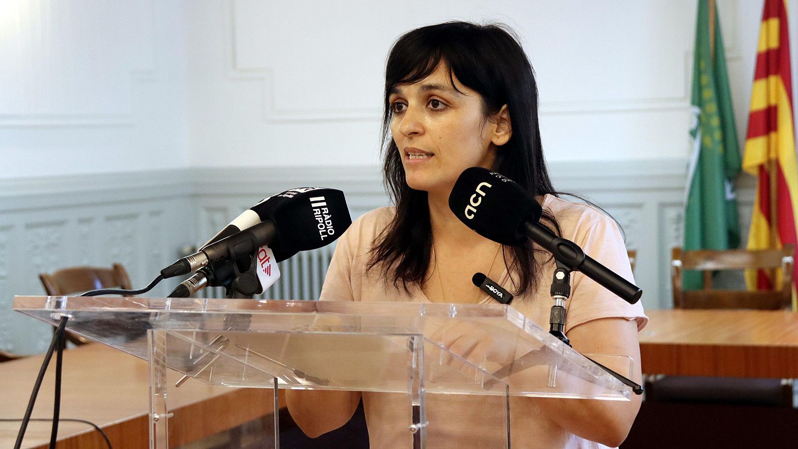 L'alcaldessa de Ripoll, Sílvia Orriols, en una compareixença sense preguntes davant dels mitjans a finals de juliol
