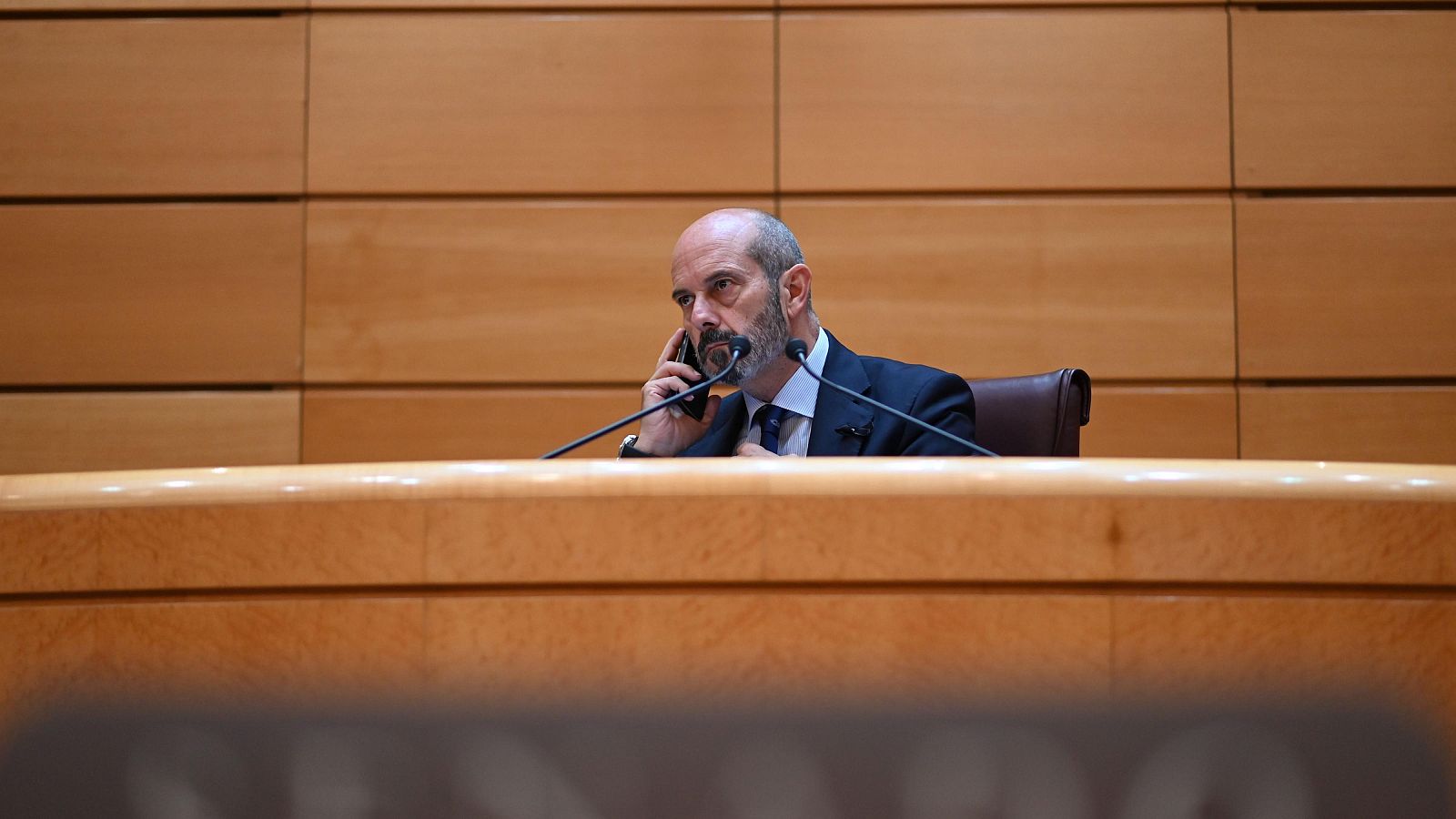 El Senado advierte a los ministros si no comparecen