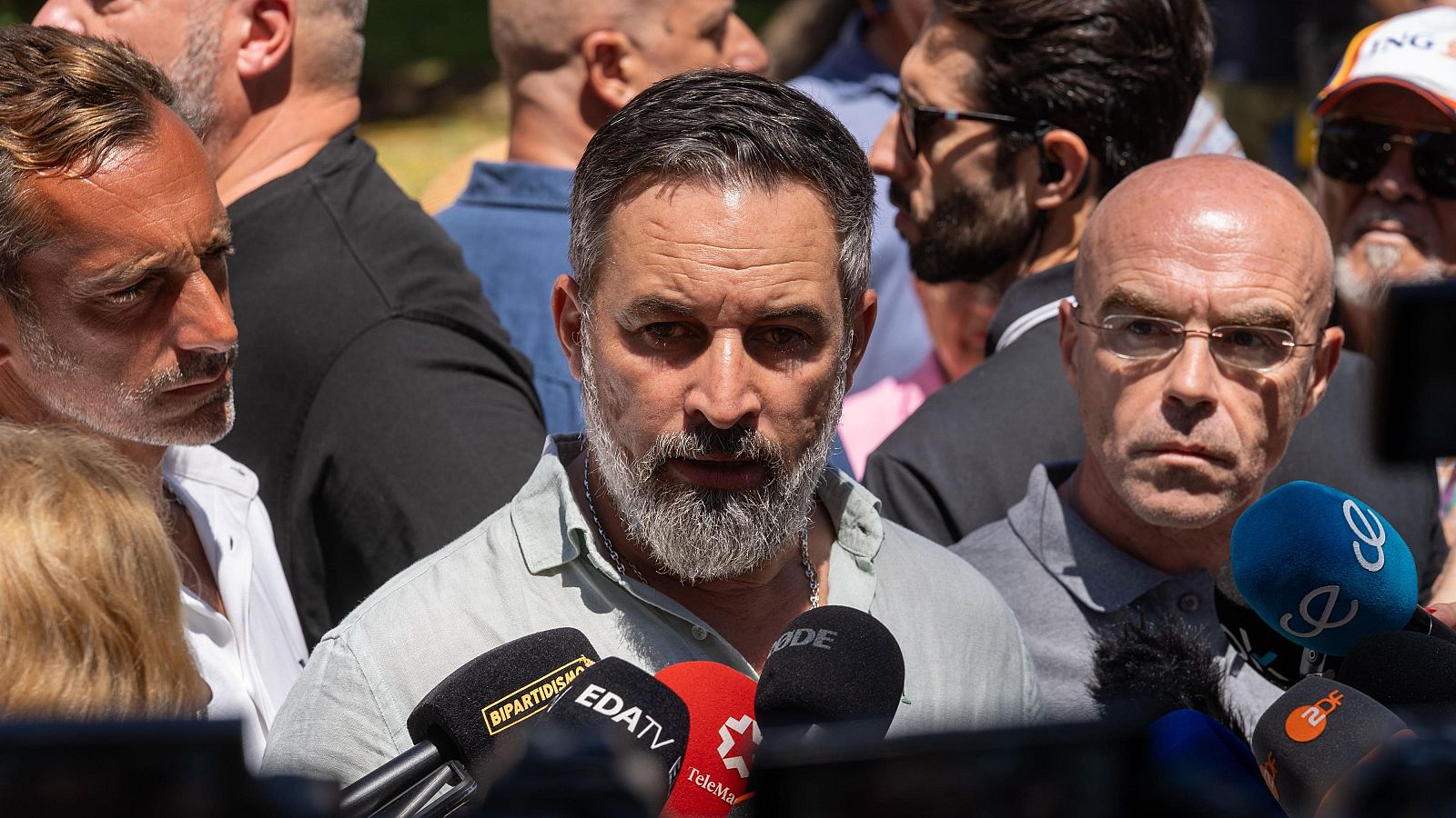 Vox promueve activar el artículo 102 para investigar a Sánchez por posible traición