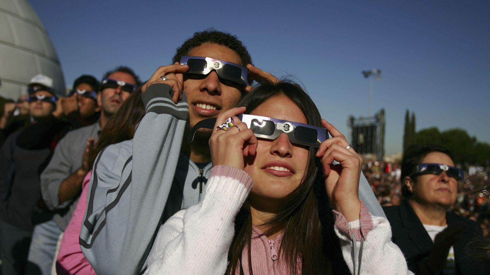 Eclipse solar 2026: por qué verlo en directo en RTVE sin agobios