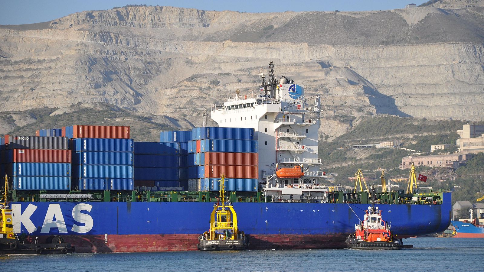 Ucrania golpea la principal base naval rusa del mar Negro