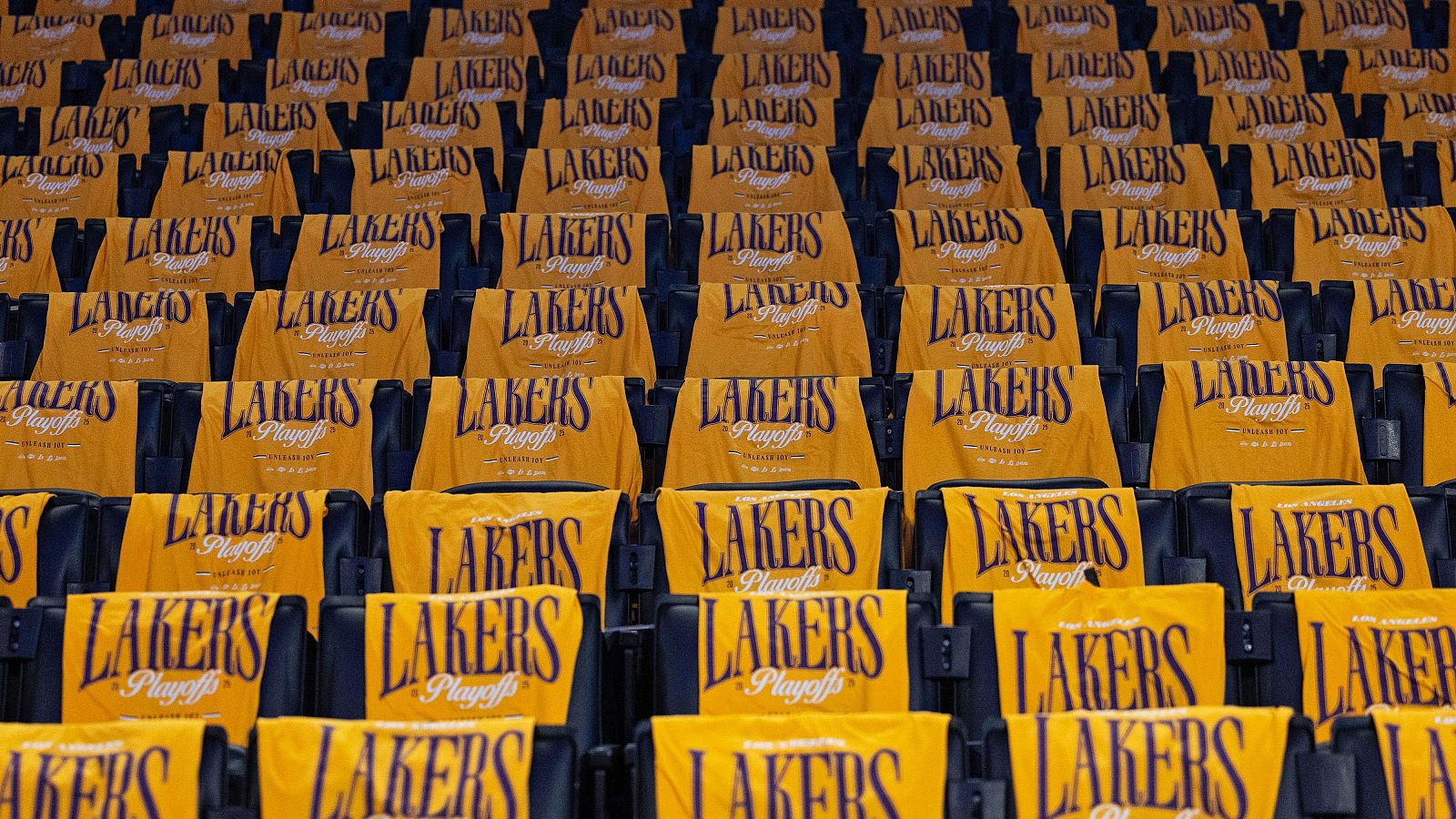 Los Lakers, vendidos por 12.000 millones de dólares