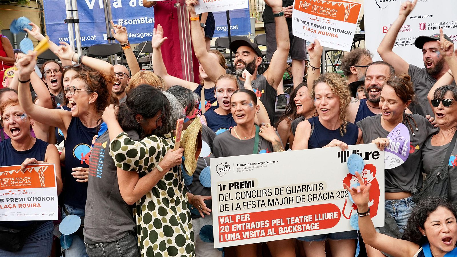 Celebració del primer premi de la plaça Rovira de Gràcia