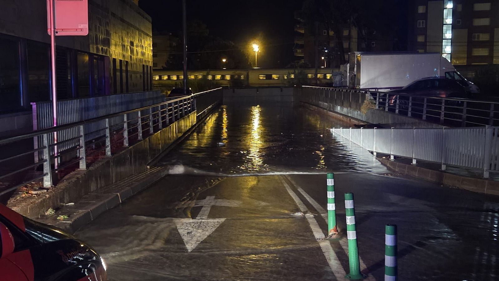 Les pluges de divendres deixen fins a 140 litres per metre quadrat al Vendrell i Torredembarra
