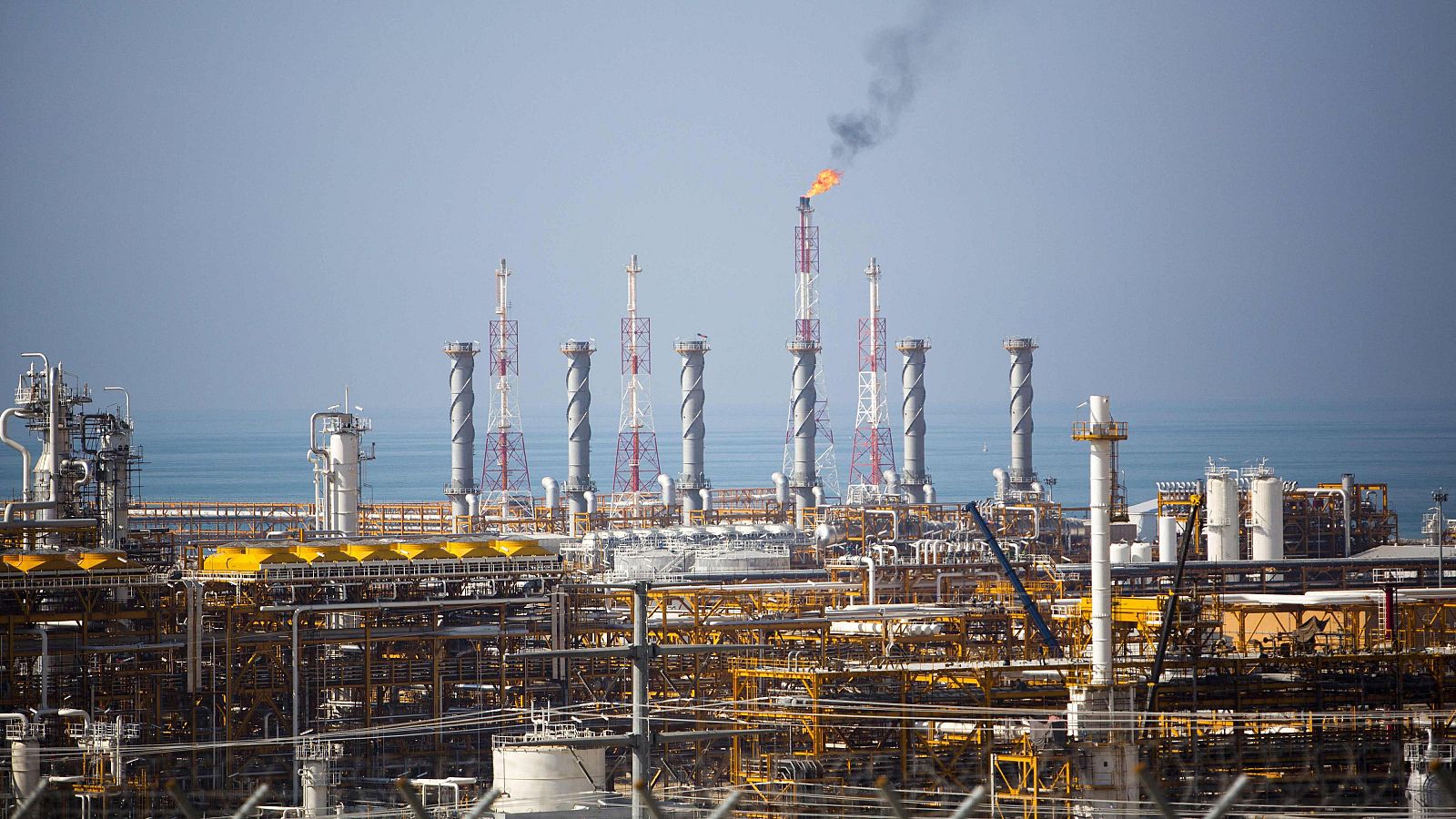 Irán descubre nuevas reservas de gas en un yacimiento en el sur del país