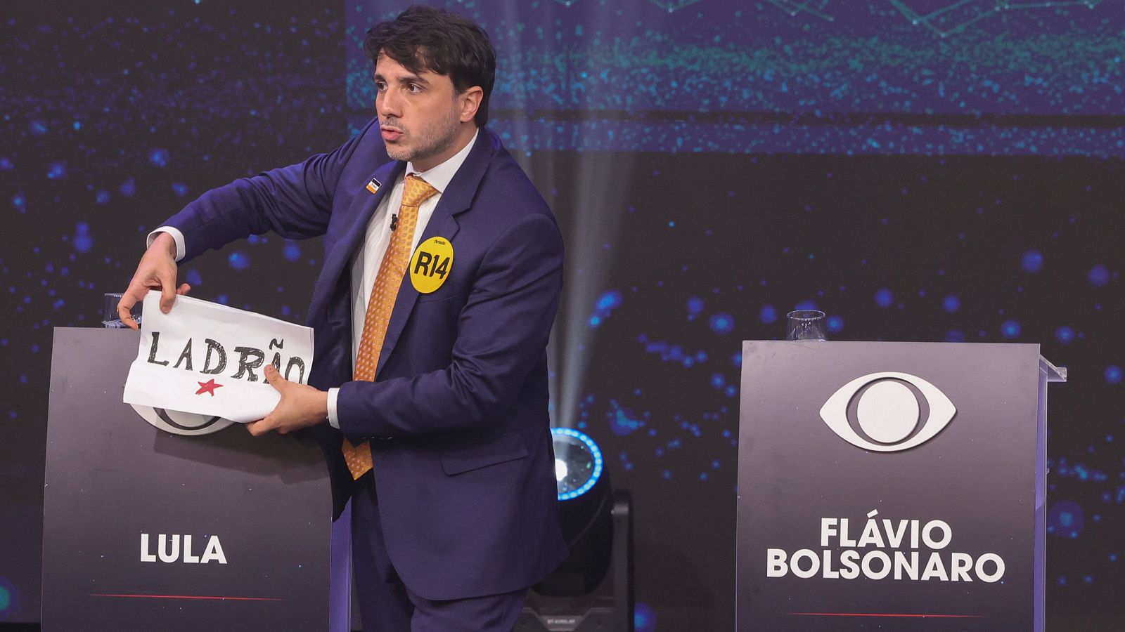 Lula y Flávio Bolsonaro se ausentan del primer debate de la carrera presidencial