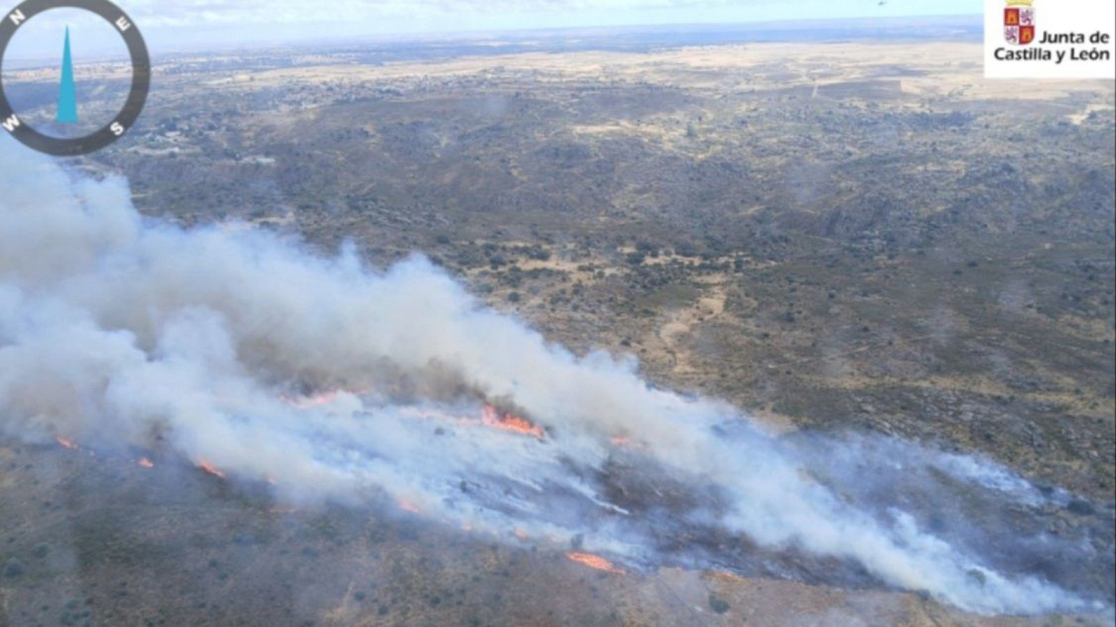 Declarado un nuevo incendio forestal en Villalcampo, Zamora