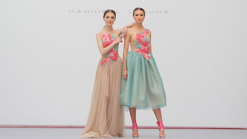 Hannibal Laguna viste a sus novias con color, pasión y calma