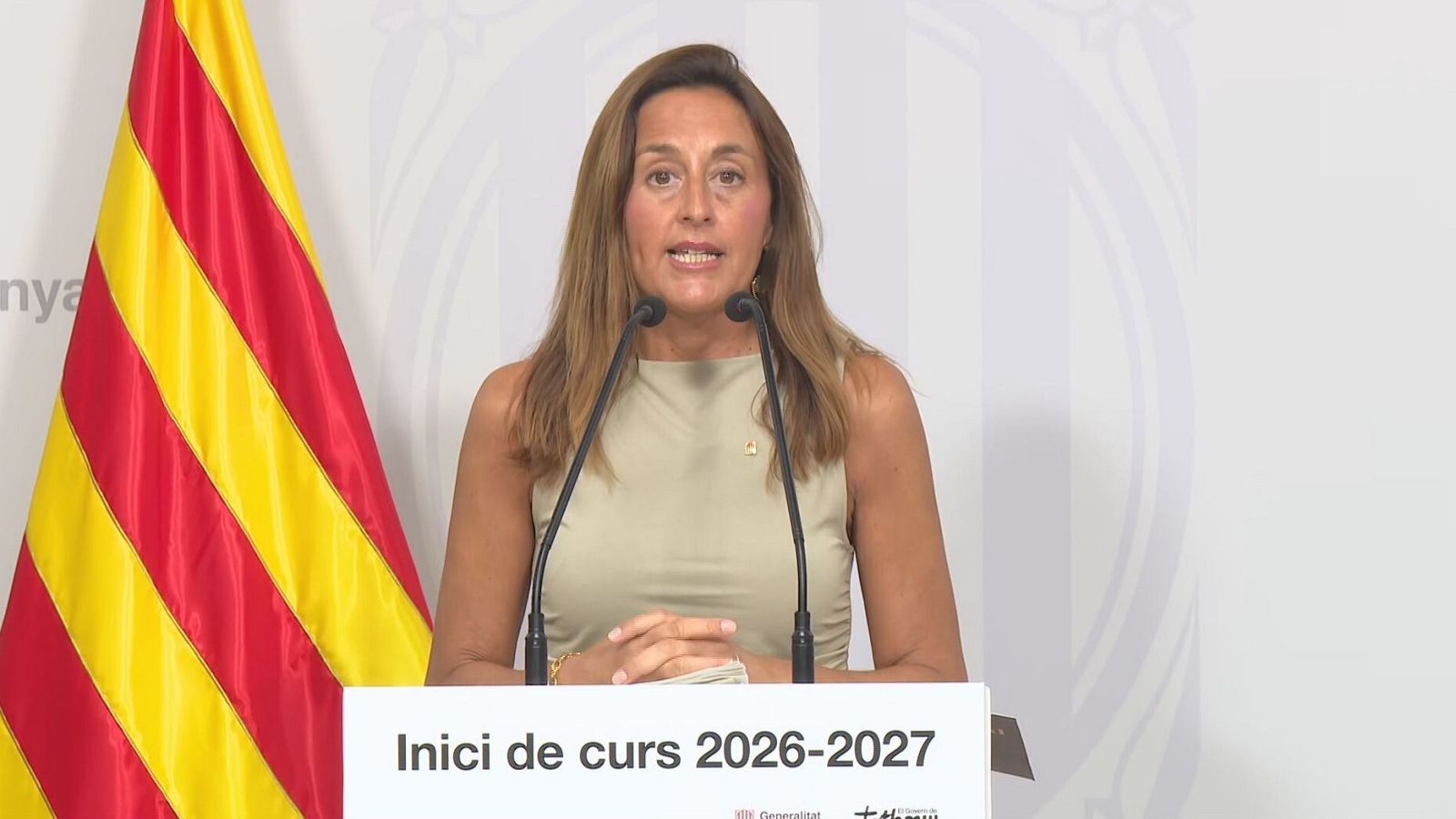 La consellera d'Educació, Esther Niubó, en roda de premsa