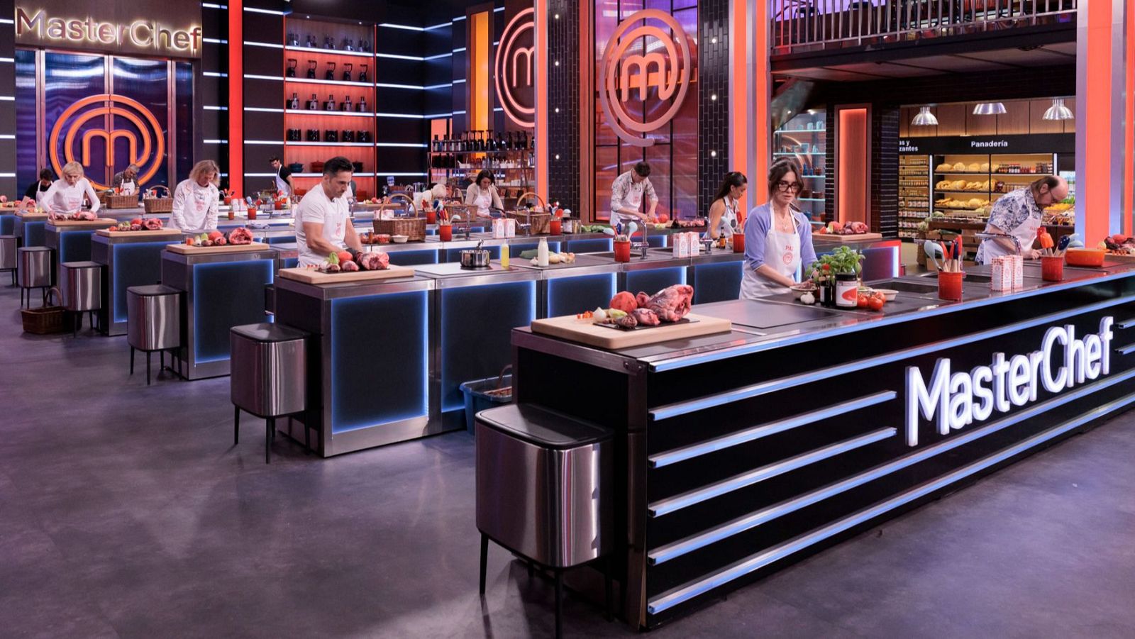 Los aspirantes, en su primer programa