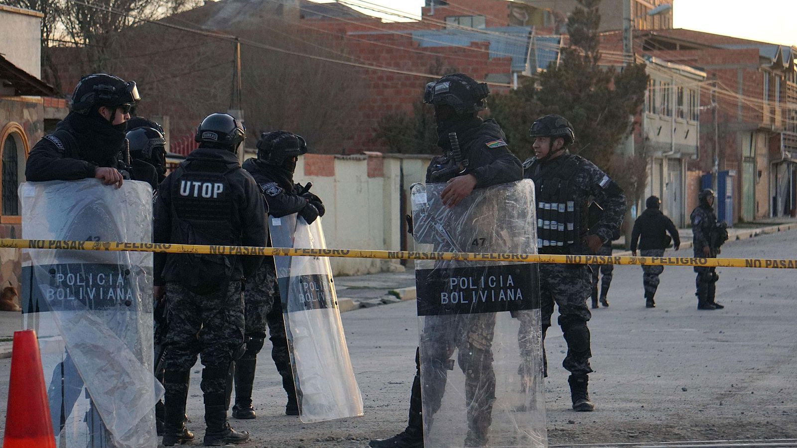 Varias explosiones en un cuartel militar en Bolivia