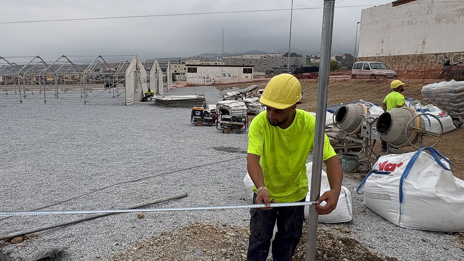 El Gobierno toma el control del Puerto de Ceuta para alojar a migrantes
