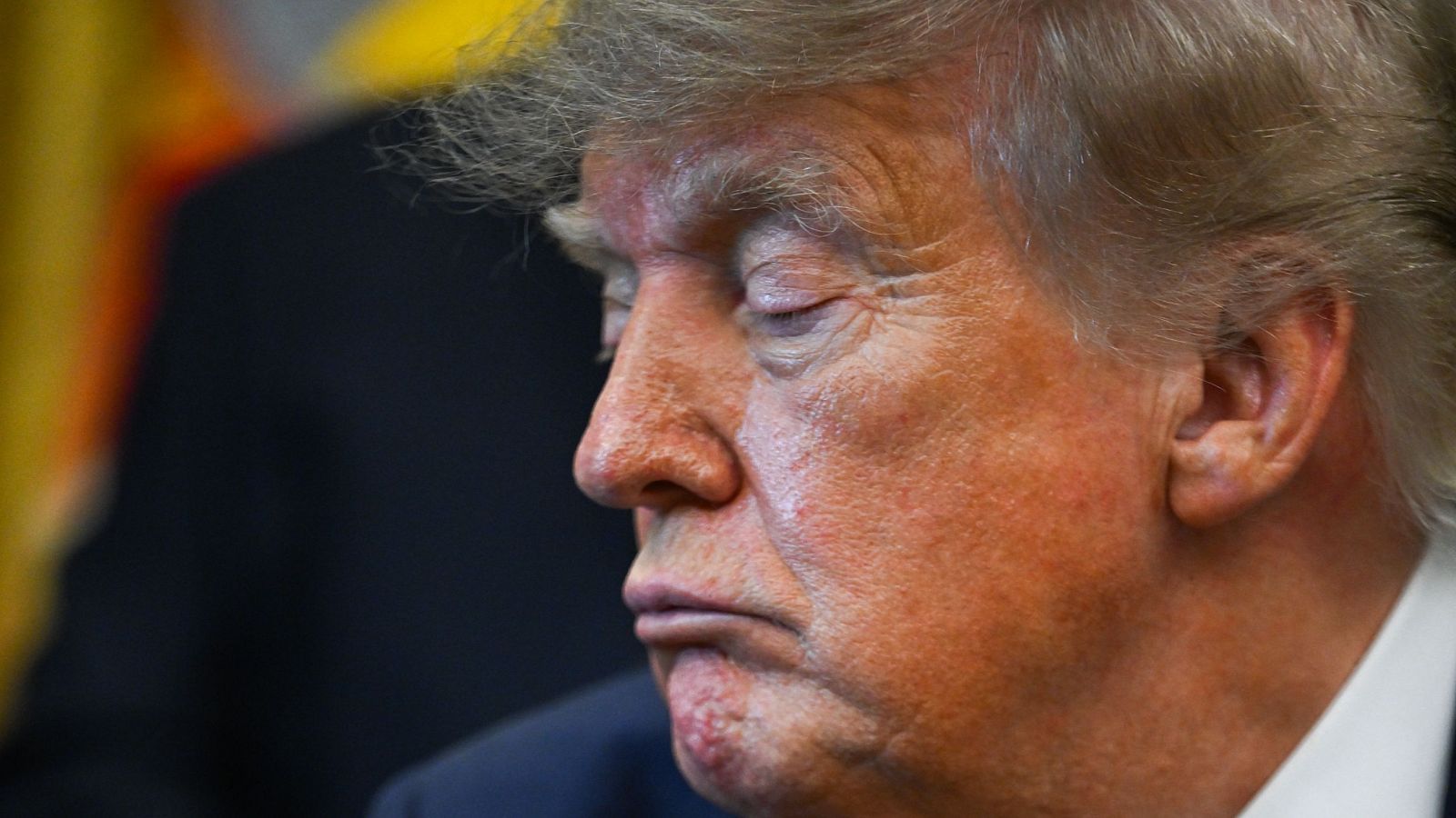 Trump vuelve a cargar contra España por la situación en Ceuta