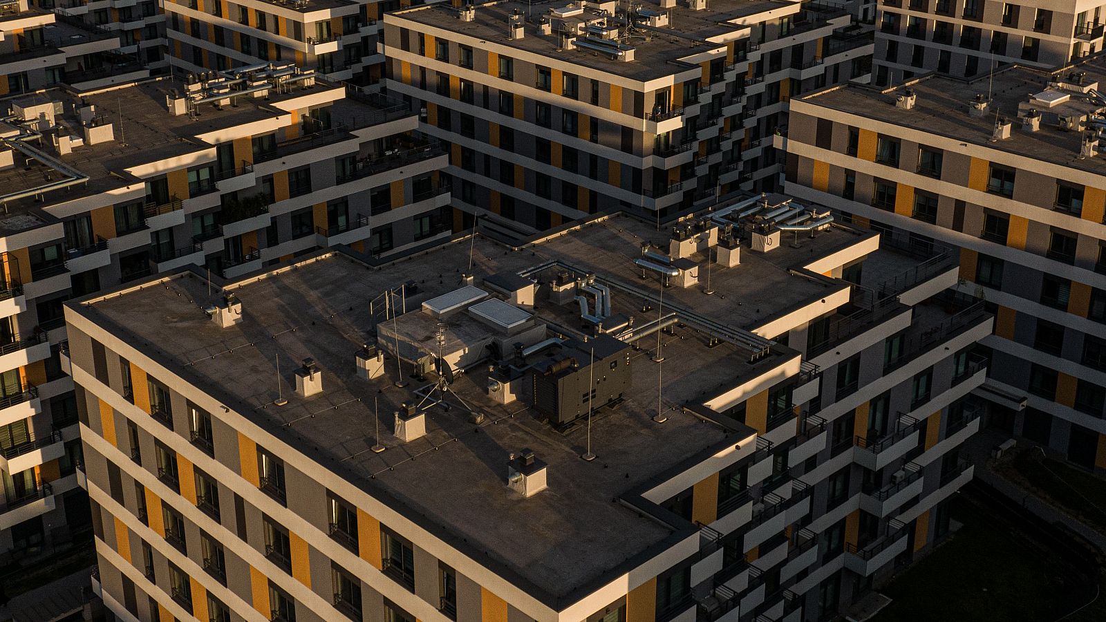 Bruselas propone una ley de vivienda que facilita que los países de la UE limiten los pisos turísticos