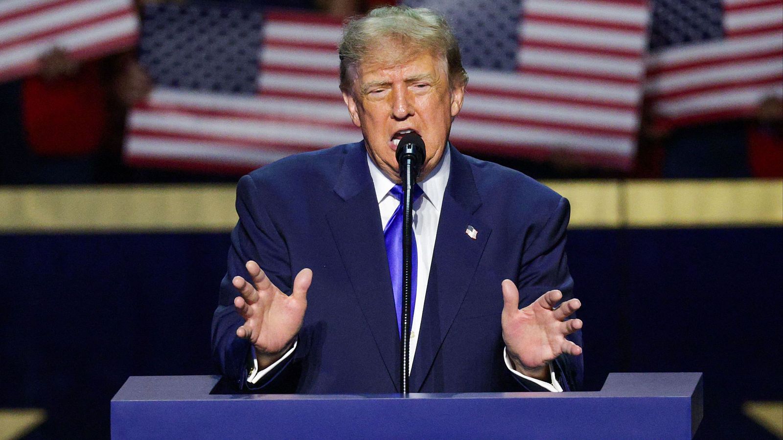 Trump promete 5.000 dólares para cada adulto si los republicanos ganan las 'midterms'