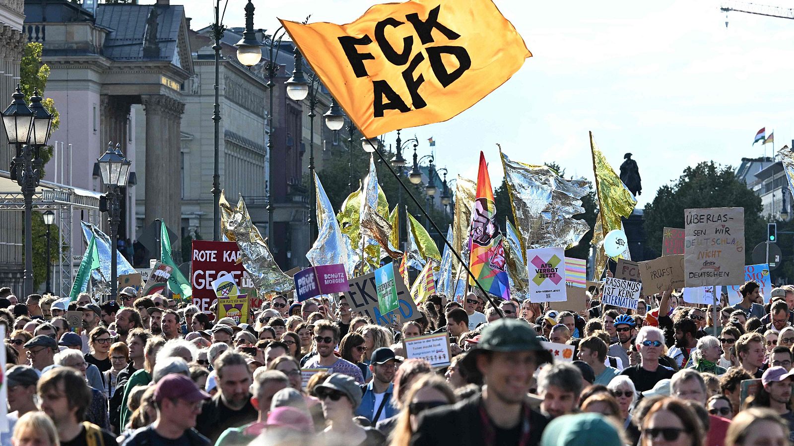 Protestas en Alemania contra el auge del partido de ultraderecha AfD, que ganó las elecciones de Sajonia-Anhalt