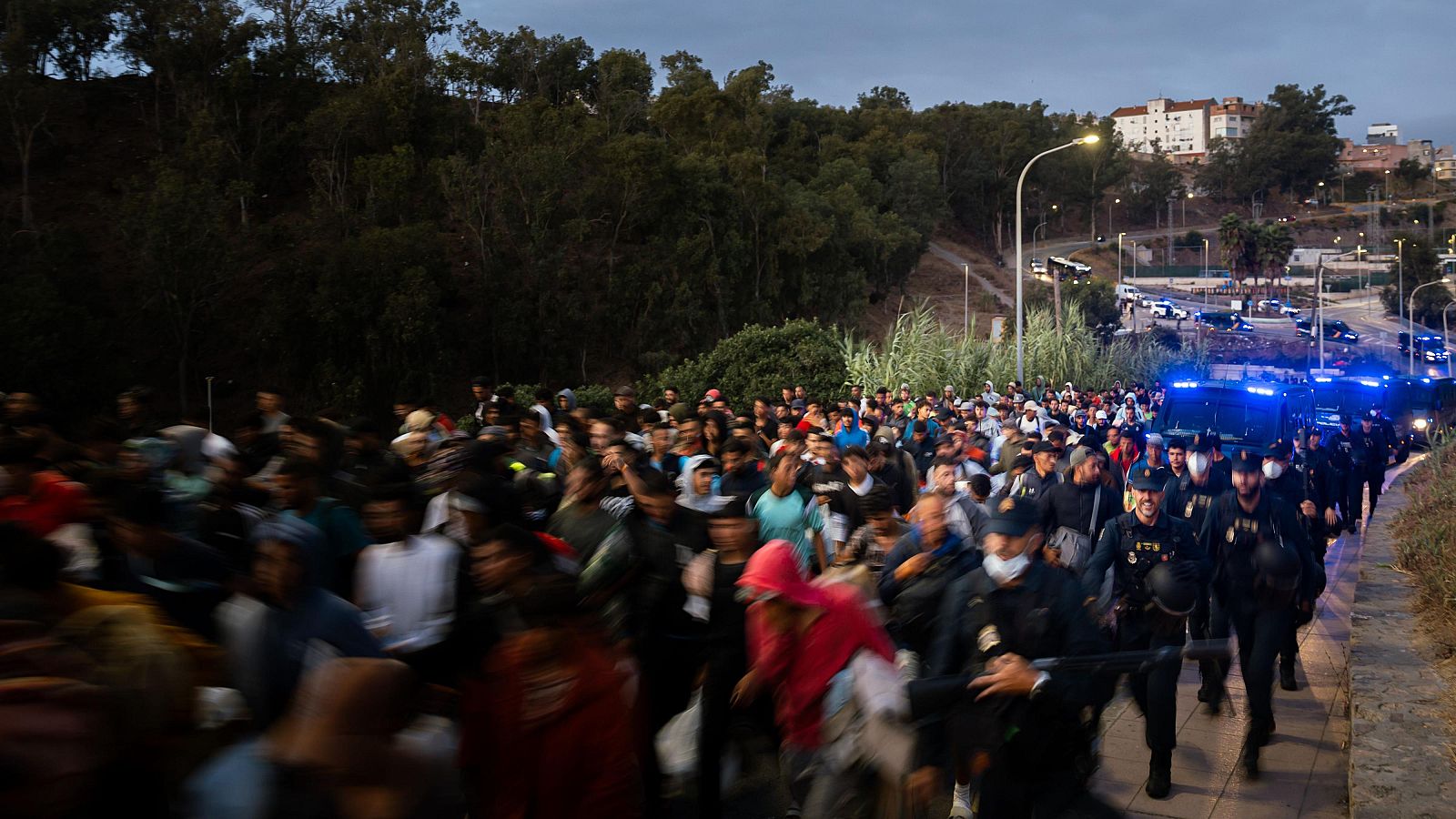 Uno de los espacios habilitados por el Gobierno para los migrantes en Ceuta