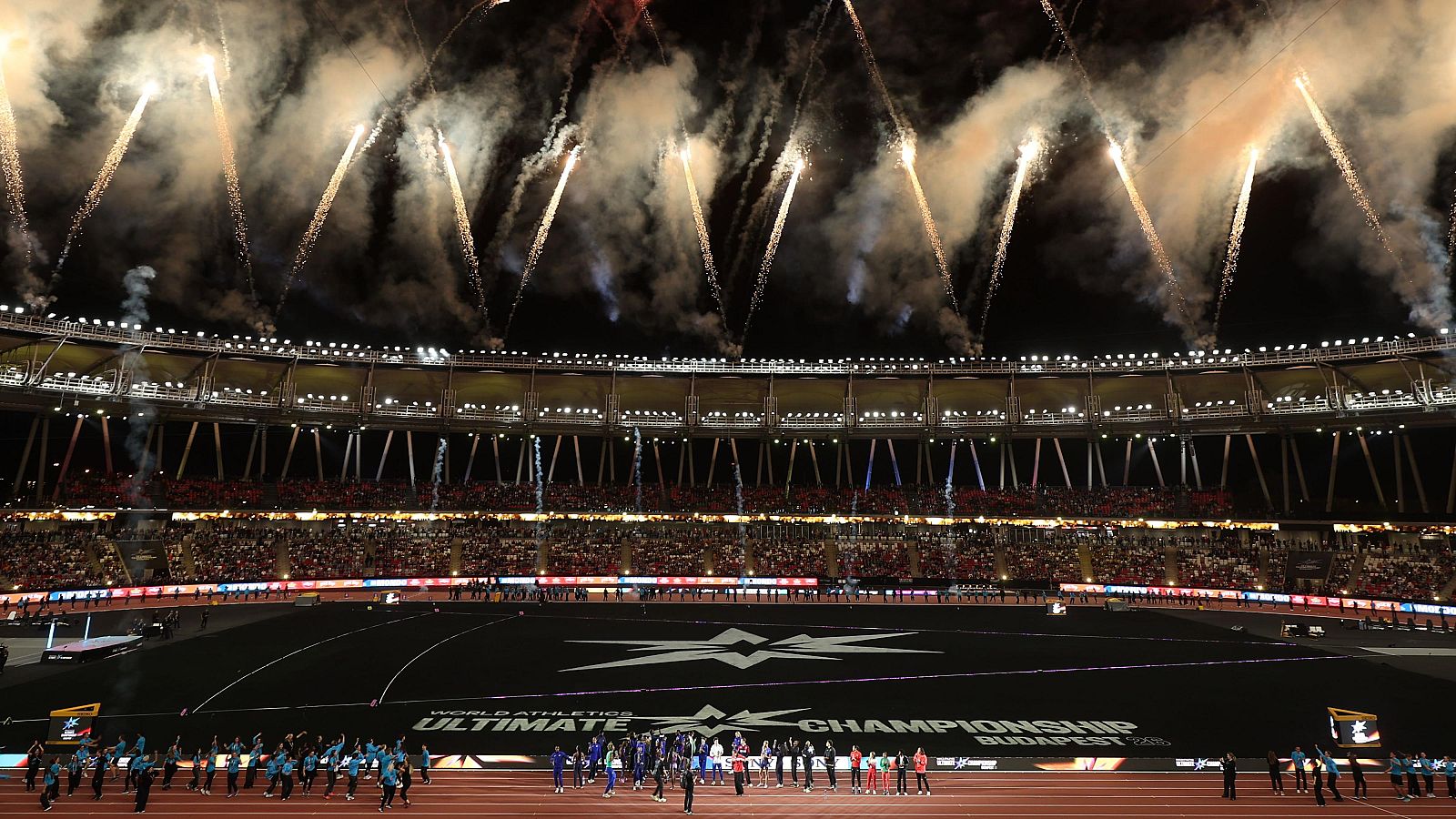 Una espectacular constelación de estrellas alumbran el estreno del revolucionario 'Ultimate Championship' de atletismo