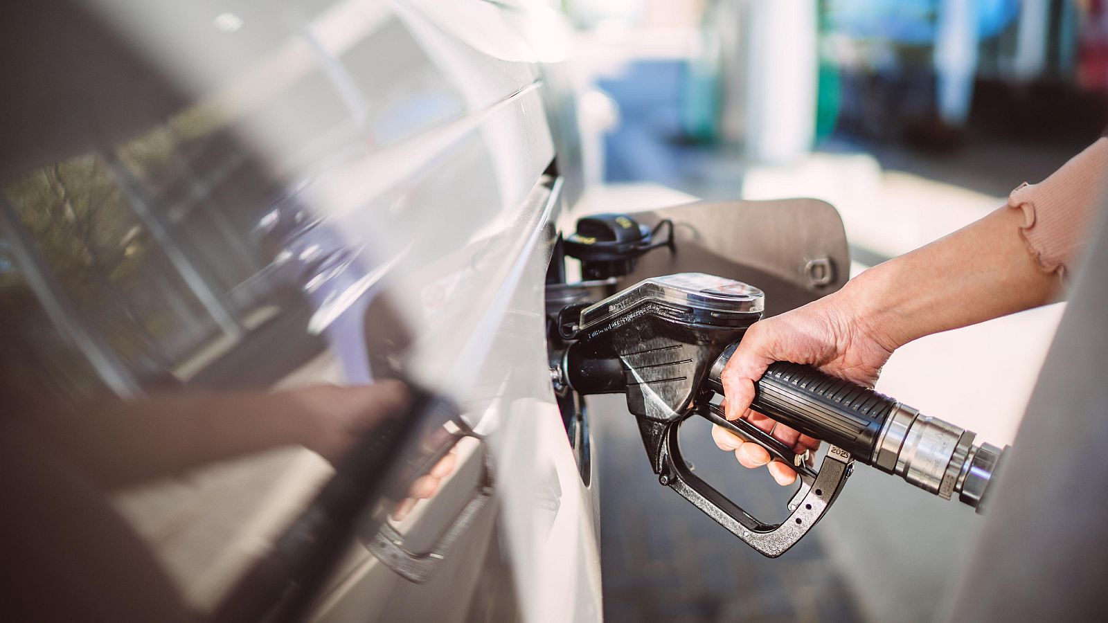 El precio del combustible empuja la inflación de agosto al 4,3%, el nivel más alto en más de tres años por Ormuz
