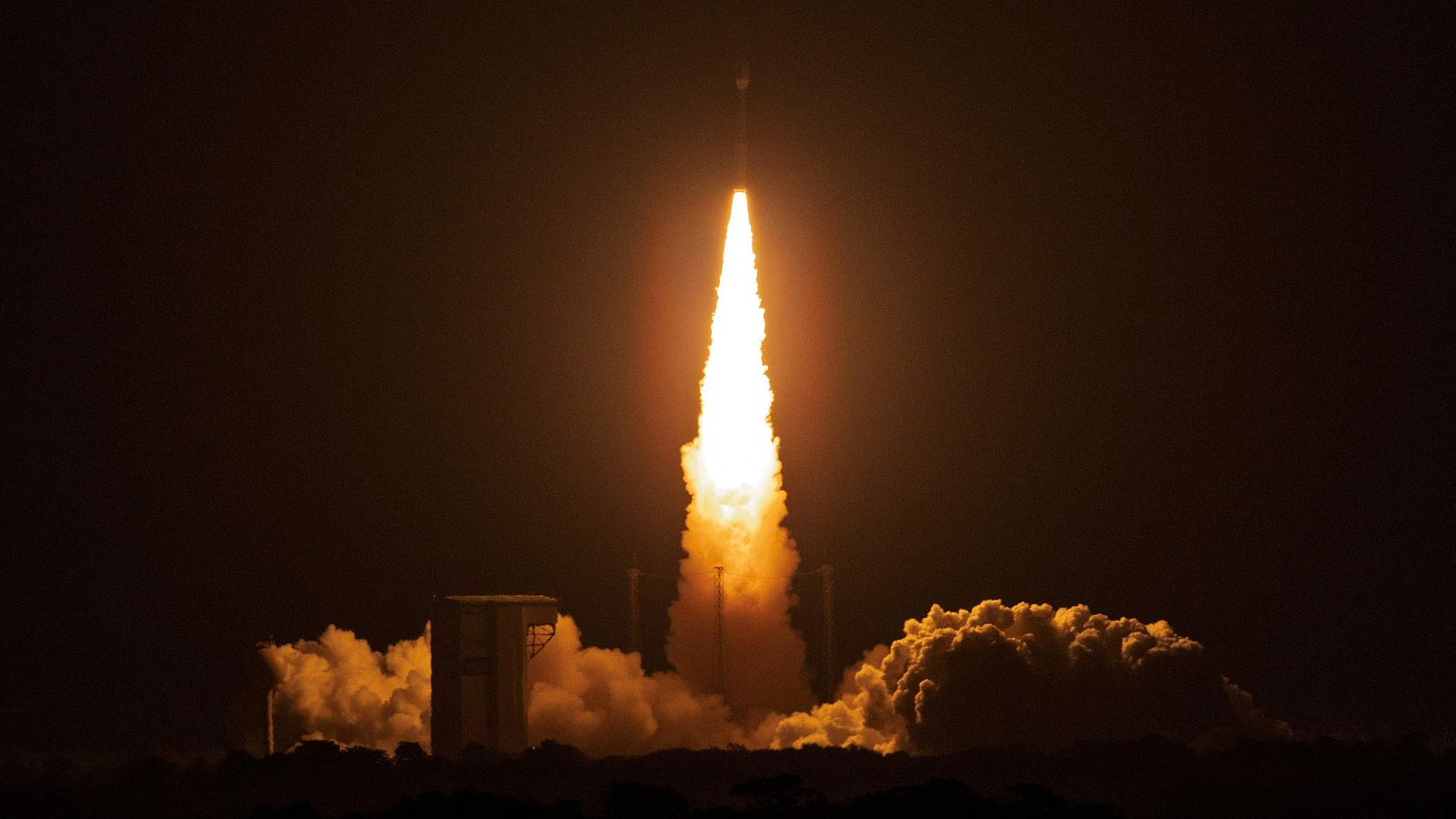 EE.UU. anuncia por primera vez que tiene armas en el espacio