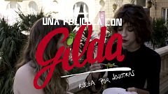 Zoe Bonafonte y Manuela Calle, las actrices de 'Ruega por nosotras' se toman una gilda de cine