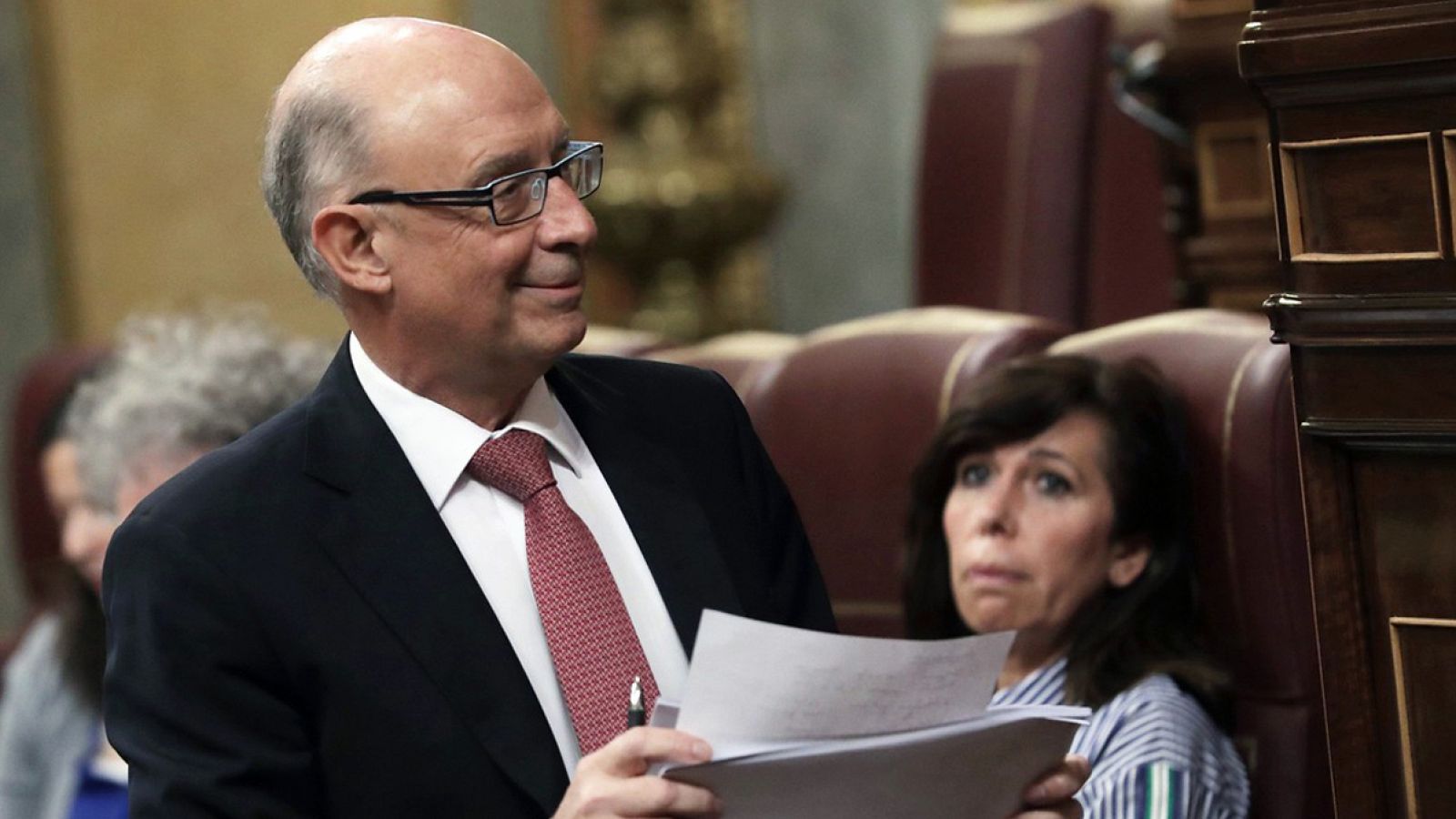 El ministro de Hacienda Cristóbal Montoro, en una intervención en el pleno del Congreso de los Diputados durante el debate de Presupuestos