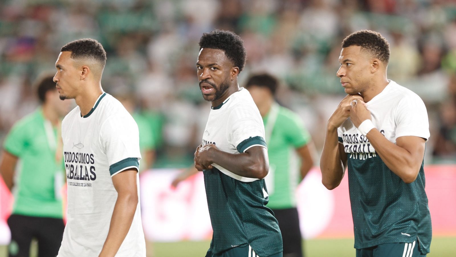 Vinícius, Mbappé y Konate cortan el mensaje de apoyo a Ceuta
