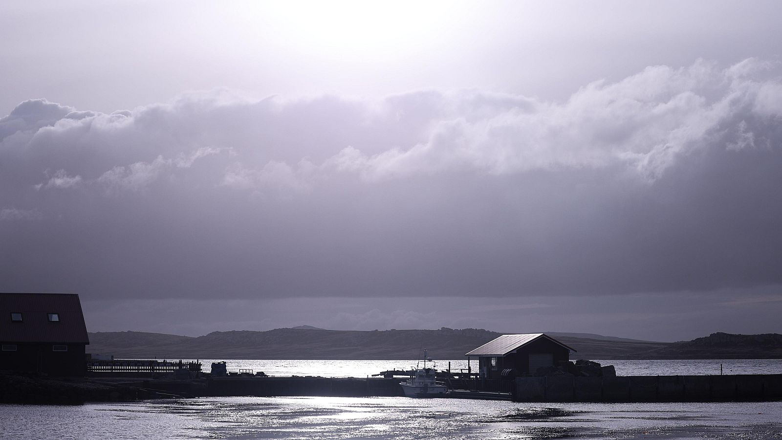 Londres publica una guía para promover actividades comerciales en las Malvinas y Argentina la rechaza