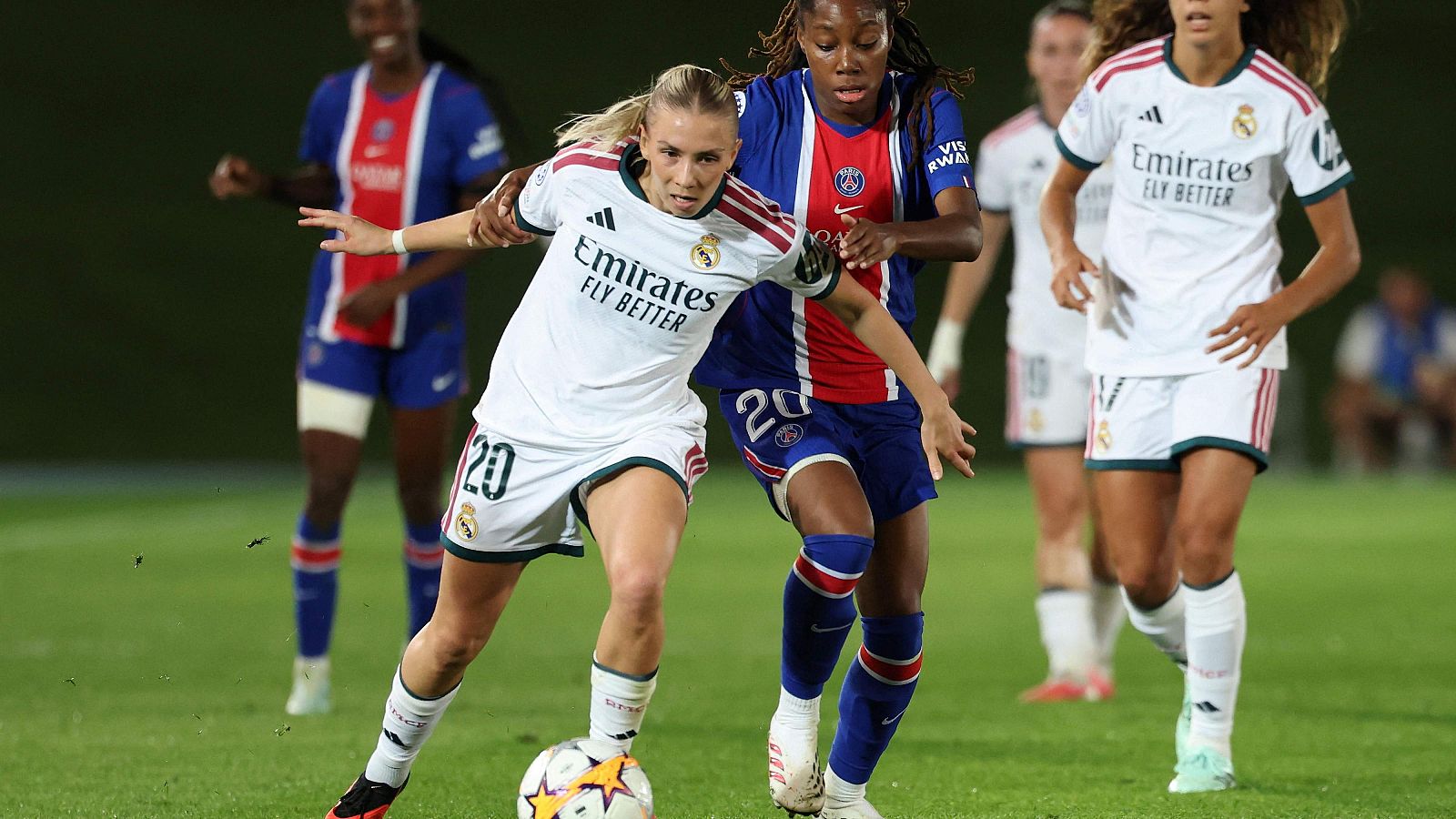 El Real Madrid arranca la Champions femenina con un empate (1-1) en casa ante el PSG