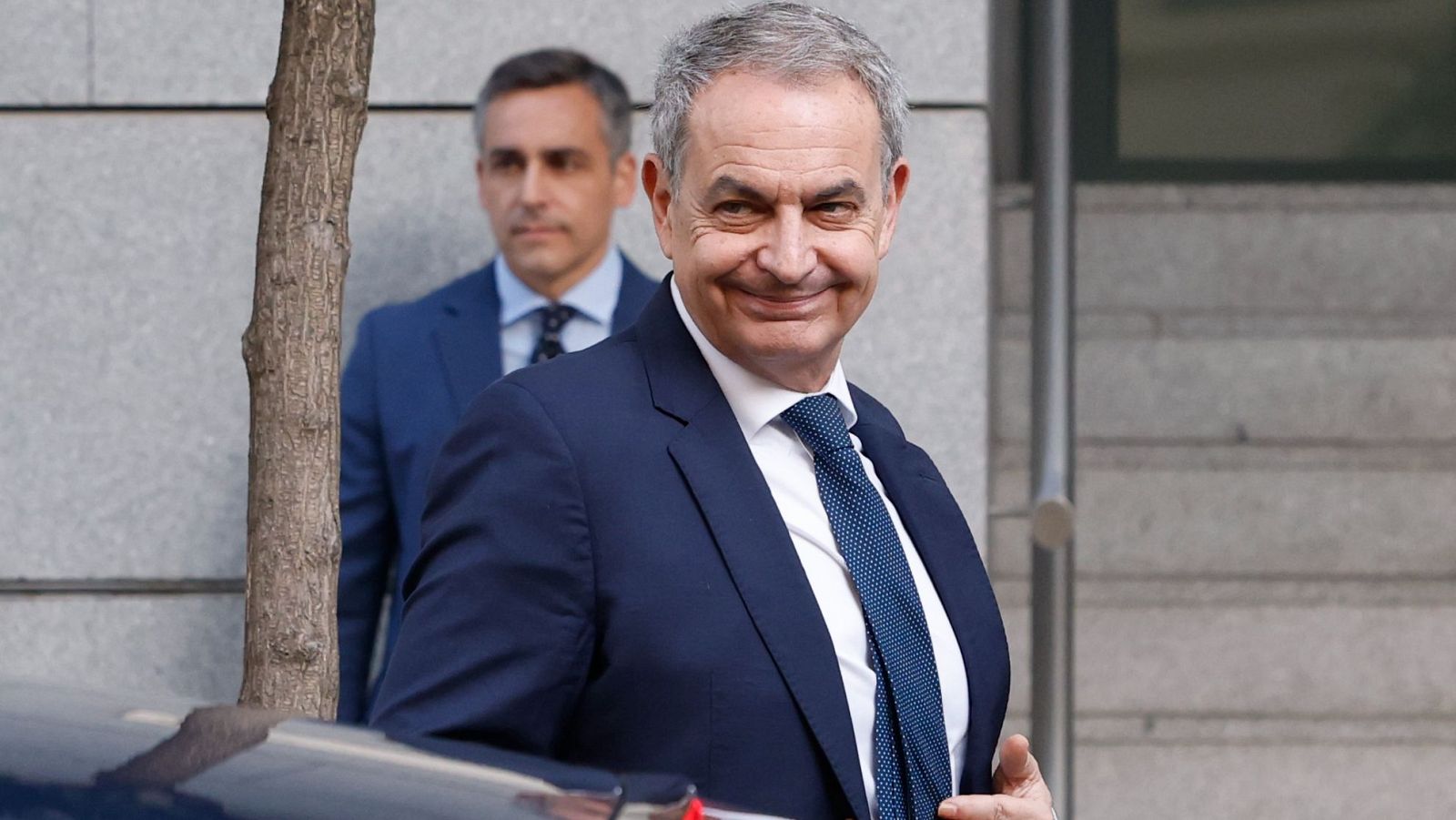 El juez Calama da la razón a Zapatero y pide a la UDEF excluir de sus informes datos personales ajenos al caso Plus Ultra