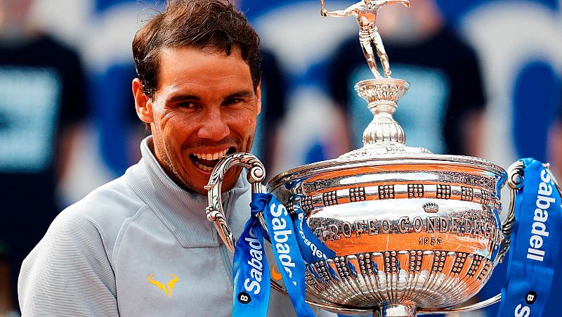Nadal no da opción a Tsitsipas y consigue su undécimo Godó